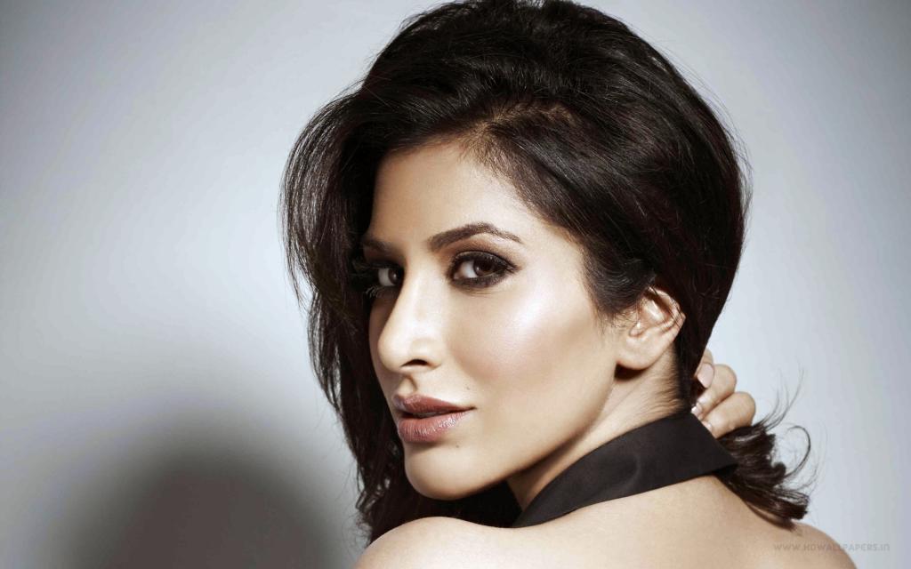 Sophie Choudry 2016