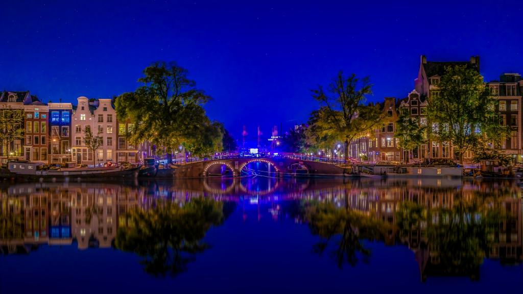 荷兰阿姆斯特丹城市夜晚美景