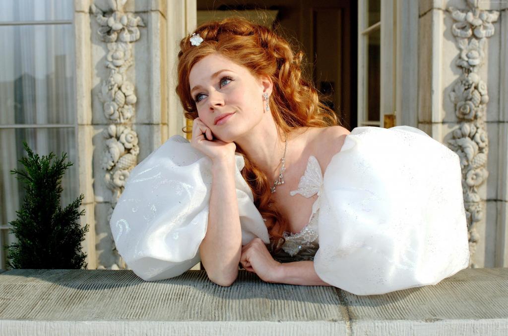 艾米·亚当斯,艾米·卢·亚当斯,女主角,着迷,红头发,白色,着装,公主（卧式）