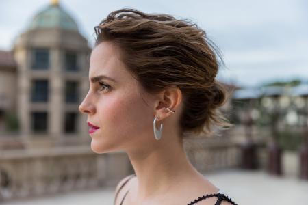 2017年5月,Emma Watson
