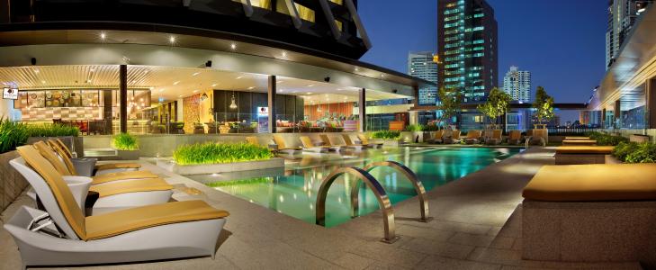 希尔顿逸林酒店,曼谷,泰国,最好的酒店,旅游,旅游,度假,预订,度假,游泳池（水平）