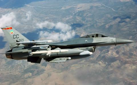 F 16C猎鹰大炮空军基地