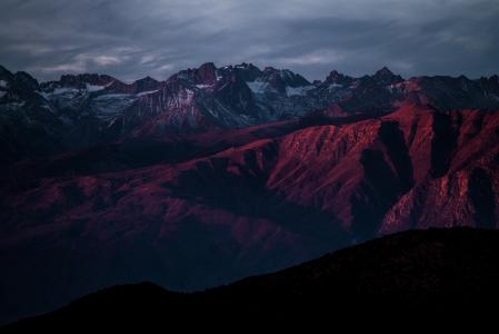 山,古老的bristlecone松林,剪影,日落,4K,8K