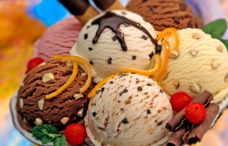可口美味的多彩冰淇淋