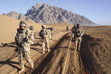 罗马尼亚武装部队,士兵,罗马尼亚,山,阿富汗,巡逻（水平）