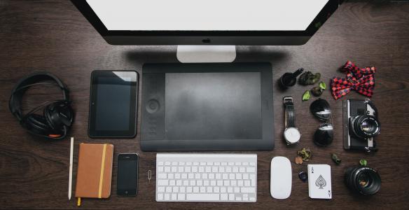 iMac,苹果键盘,苹果鼠标,Wacom（水平）