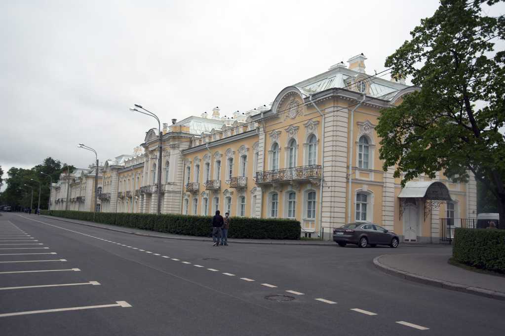 俄罗斯圣彼得堡夏宫景物图片