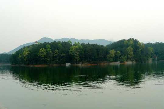 陕西汉中红寺湖风光图片