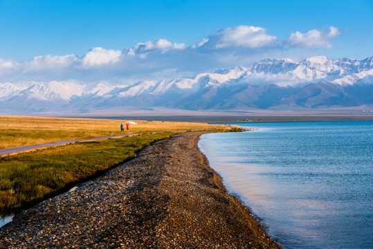 新疆赛里木湖自然光景图片