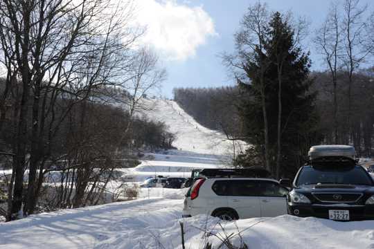日本长野县志贺高原滑雪场自然风光图片