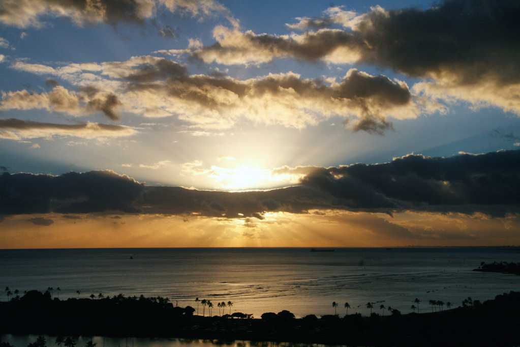 唯美的夏威夷檀香山风光图片
