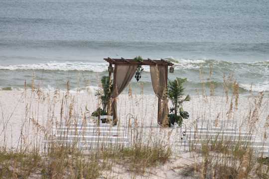 海滨婚礼场地部署图片