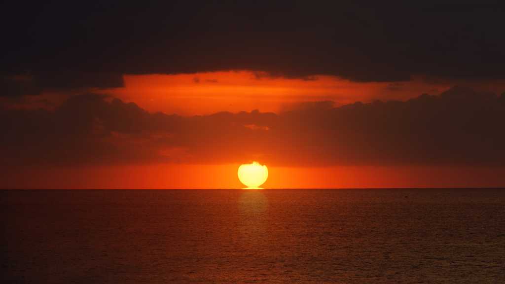 海上朝阳高清拍摄图片