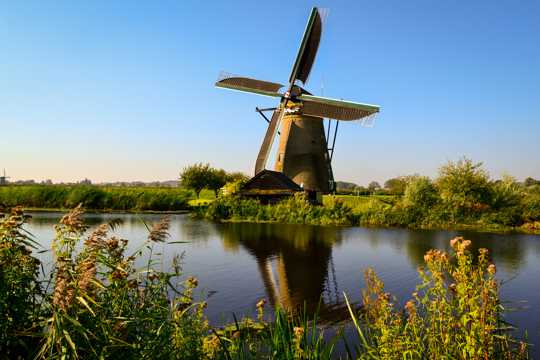 荷兰风车光景图片