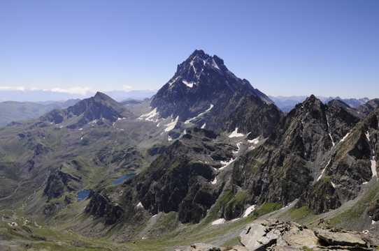 阿尔卑斯山景色素材图