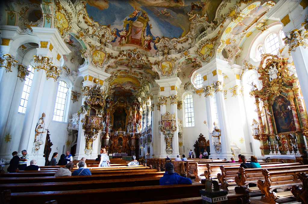 富丽堂皇的德国维斯圣地教堂