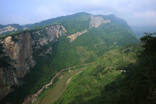 四川岔河大堰大峡谷光景图片