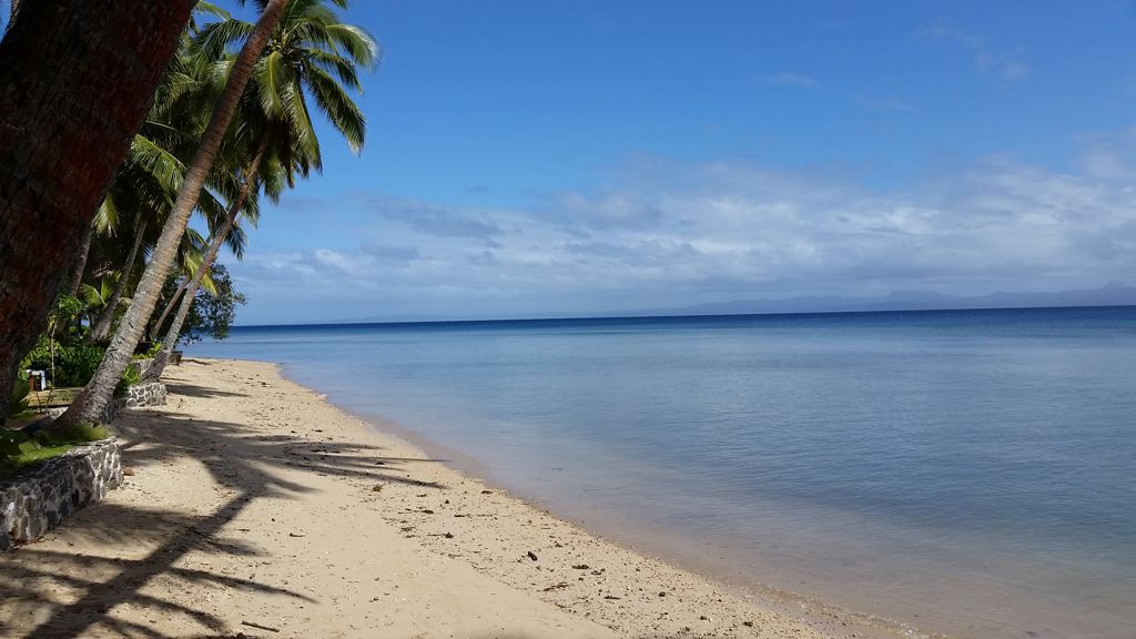美丽的斐济海岸景色