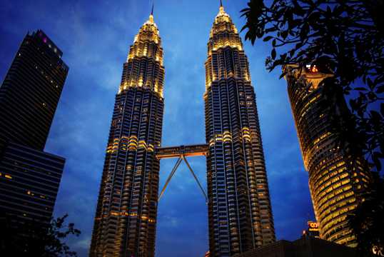 马来西亚吉隆坡双子塔建筑景致图片