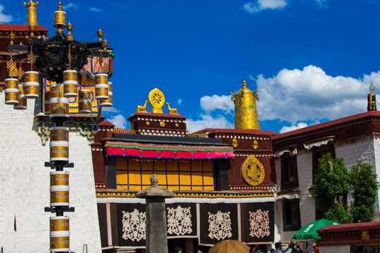 西藏大昭寺景象图片