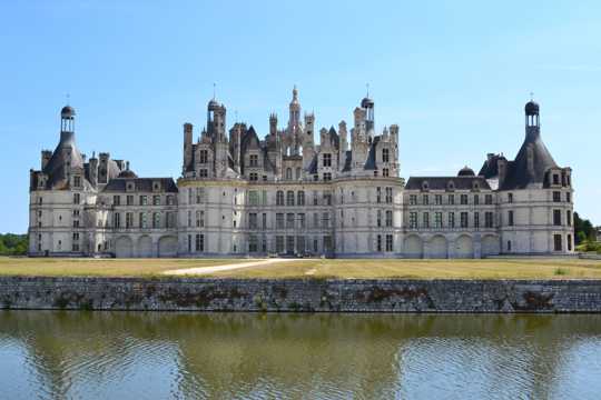 法国尚博尔城堡建筑景象图片
