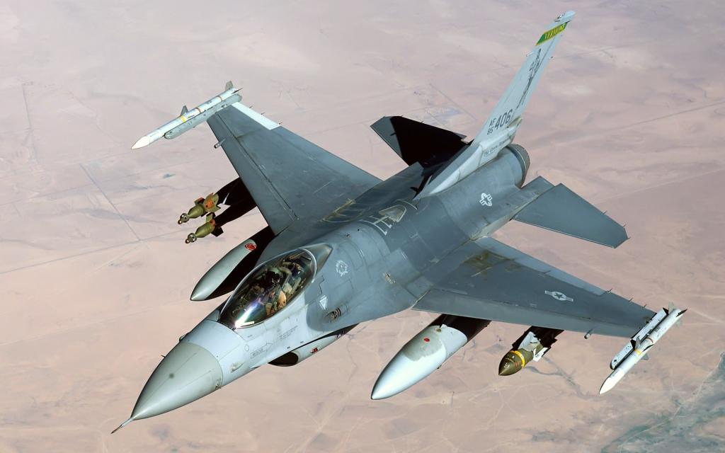 F 16战隼空军基地伊拉克