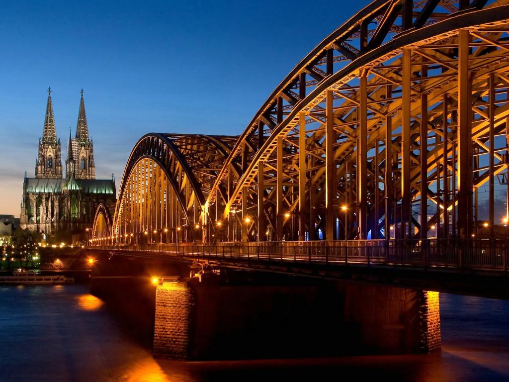 大教堂Hohenzollern桥梁德国