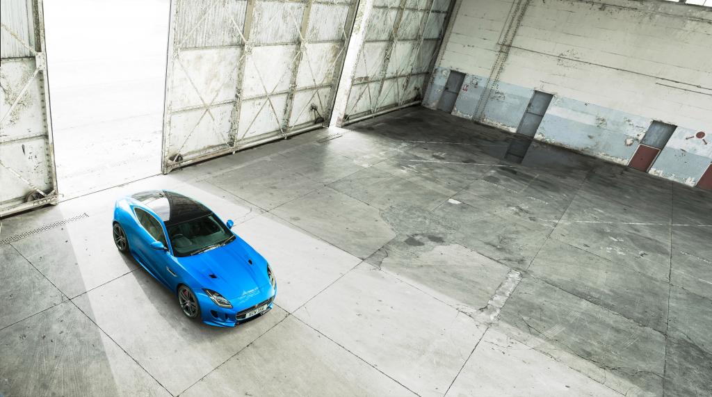 捷豹F-S,布鲁塞尔车展2016,Coupe,“英国设计版”,蓝色（水平）